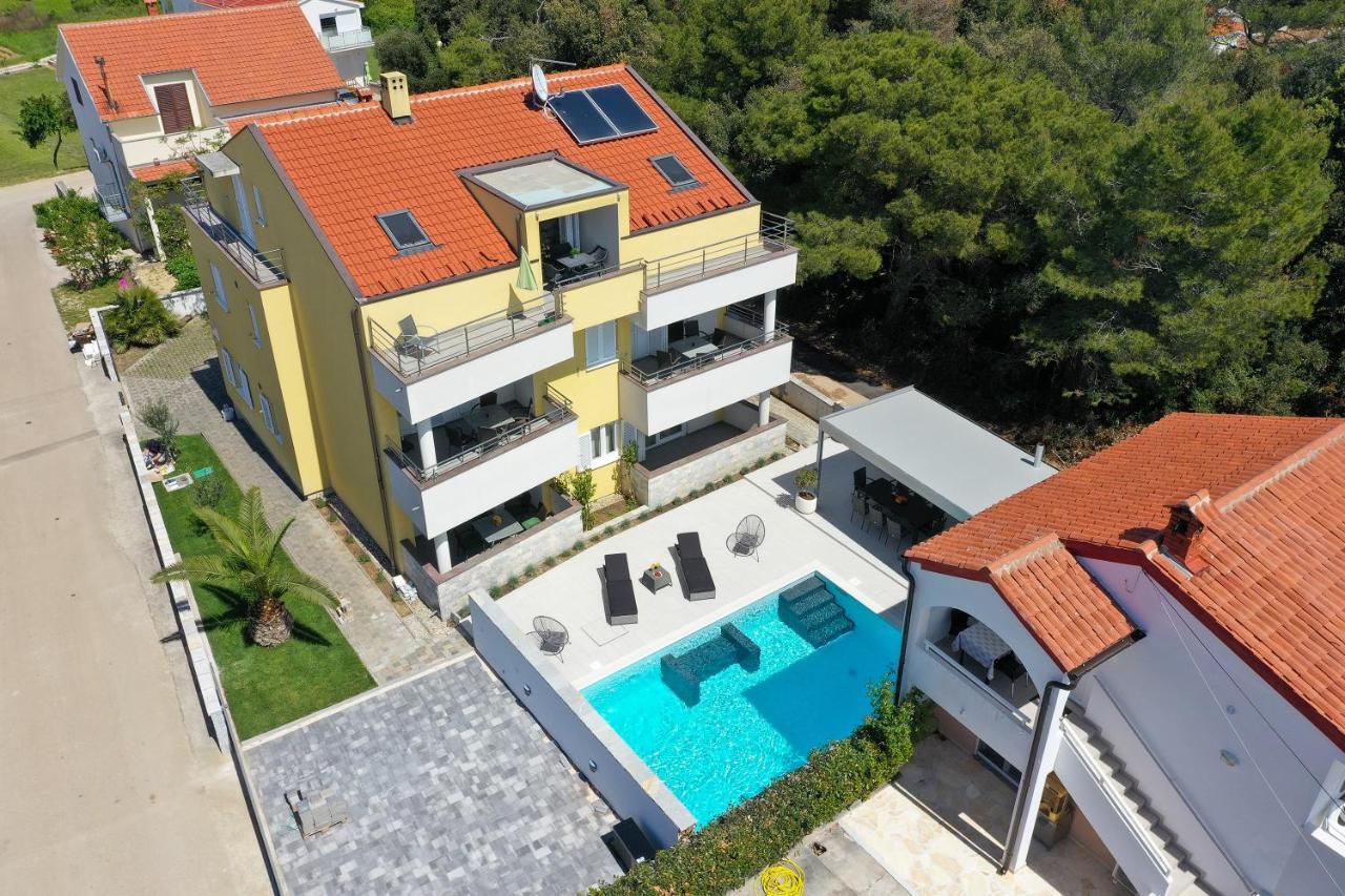 Luxury Villa Nada With Pool Petrcane Exterior foto
